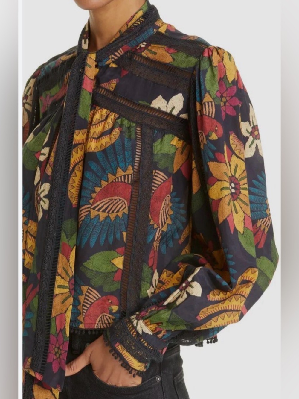 FARM Rio Macaw Ballet Tieneck Blouse Size Medium
